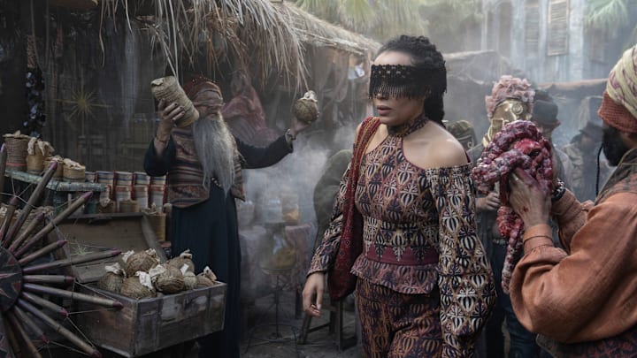 Zoë Robins (Nynaeve al'Meara) in The Wheel of Time season 3.
