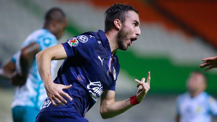 Alejandro Mayorga volvió a Chivas tras su préstamo con Cruz Azul y sueña con mantenerse en el club.