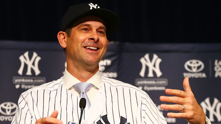 Aaron Boone estará con los Yankees por tres temporadas más con una opción a una cuarta