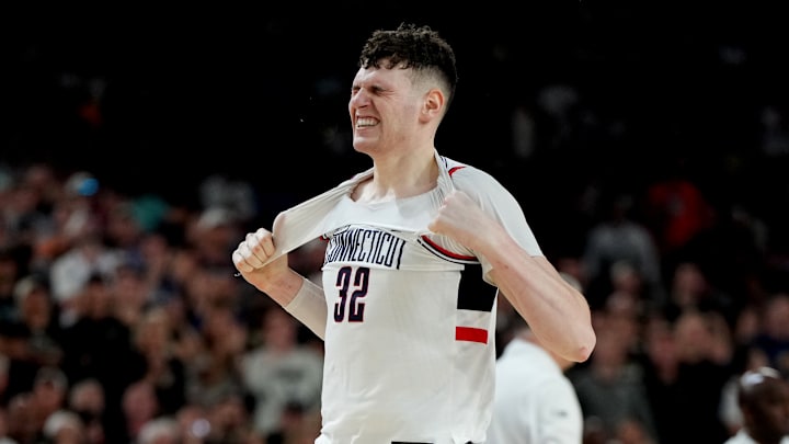Charlotte Hornets, NBA Draft, Donovan Clingan, NBA Trad Rumors