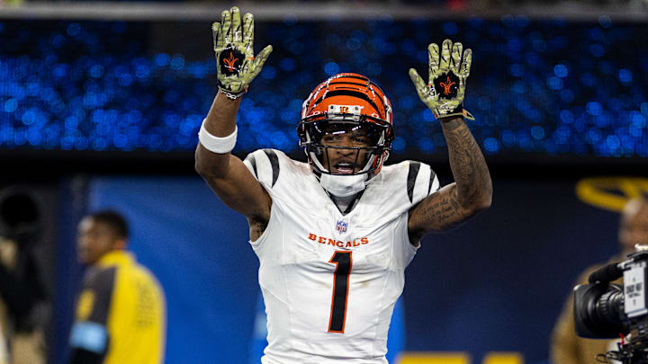 Cincinnati Bengals v Los Angeles Chargers