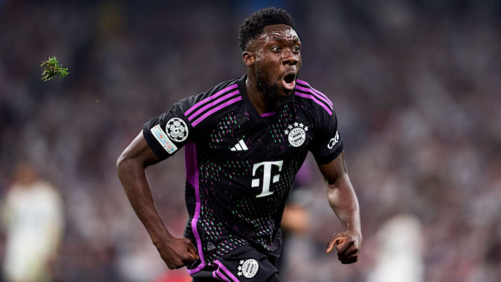 Bayern Munich have not withdrawn their last contract offer for Alphonso Davies.