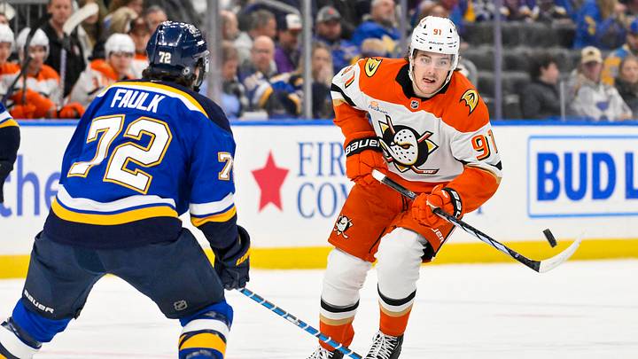 Jan 9, 2025; St. Louis, Missouri, USA;  Anaheim Ducks center Leo Carlsson (91) controls the puck against the St. Louis Blues during the first period at Enterprise Center. Mandatory Credit: Jeff Curry-Imagn Images