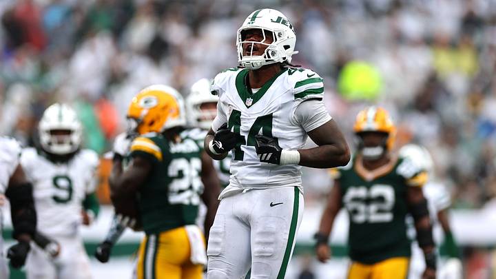 New York Jets linebacker Jamien Sherwood has seen his play improve over the last three games. New York Jets linebacker Jamien Sherwood has seen his play improve over the last three games.