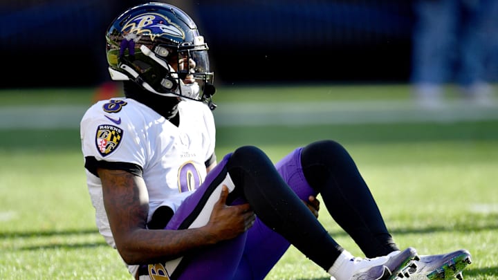 Lamar Jackson sufrió una seria lesión que lo dejó fuera en el momento más importante de la temporada 