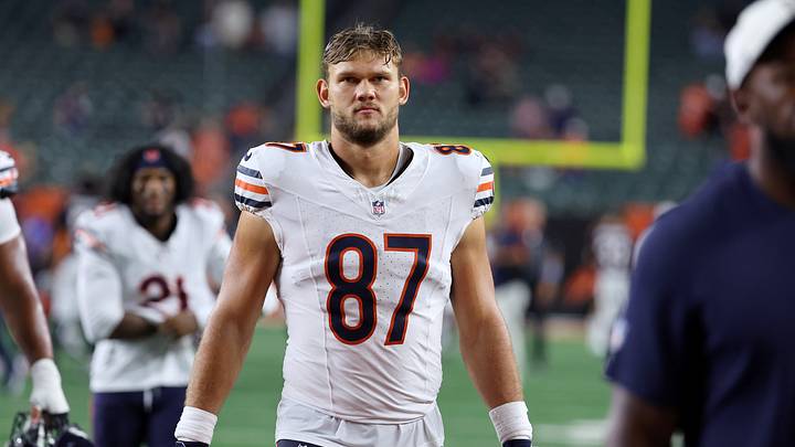 Chicago Bears TE Sam Roush after a game against the Cincinnati Bengals. Mandatory Credit: Joseph Maiorana-Imagn Images Chicago Bears TE Sam Roush after a game against the Cincinnati Bengals. Mandatory Credit: Joseph Maiorana-Imagn Images