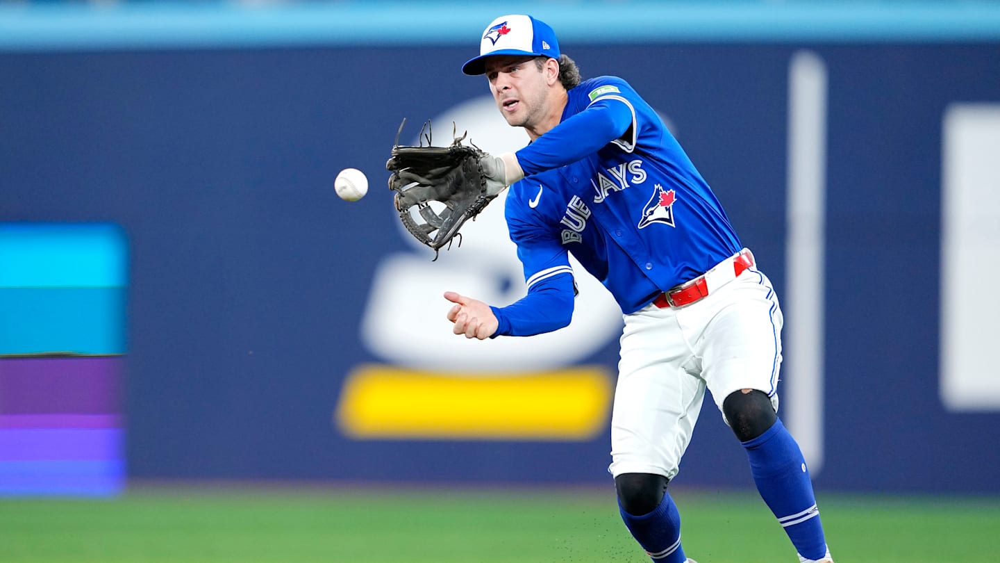 This Blue Jays player could make history with his Gold Glove nominations