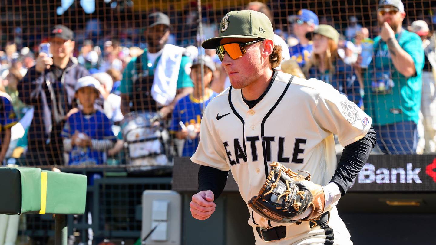 Colt Emerson Debuts Less Than 3 Hours After Call-up, Gets Debut Patch