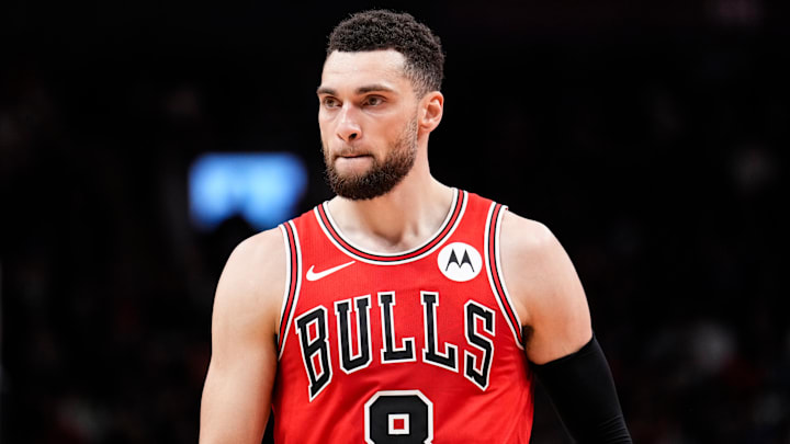 Los Lakers aún quieren obtener a Zach LaVine 
