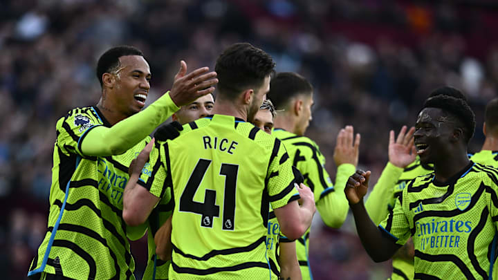 O Arsenal está a dois pontos de distância do líder Liverpool