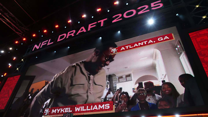 Apr 24, 2025; Green Bay, WI, USA; Georgia Bulldogs defensive lineman Mykel Williams is selected as the No. 11 pick by the San Francisco 49ers during the NFL Draft at Lambeau Field. Mandatory Credit: Kirby Lee-Imagn Images
