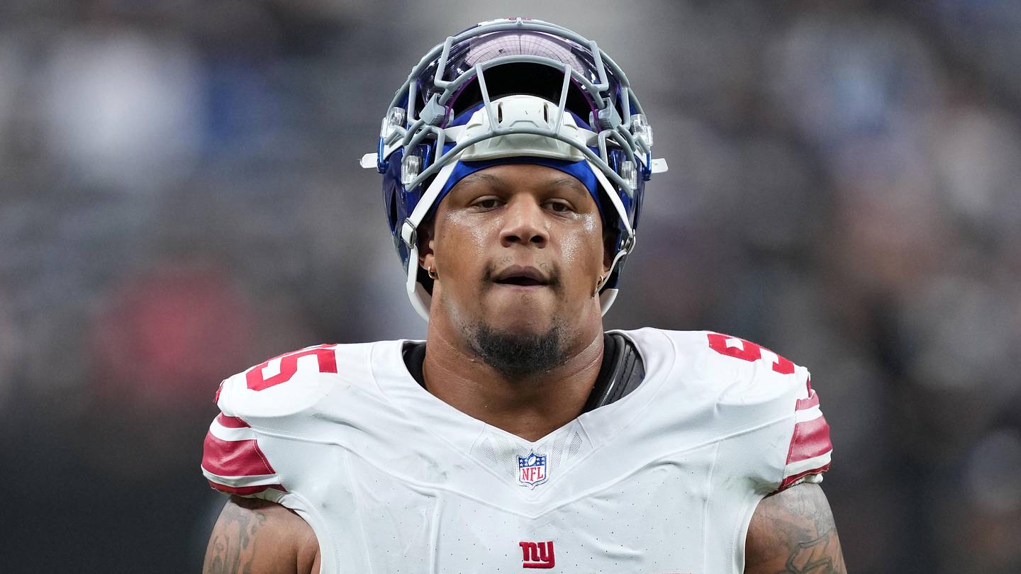 Giants Defensive Lineman Roy Robertson-Harris Tears Achilles at OTA