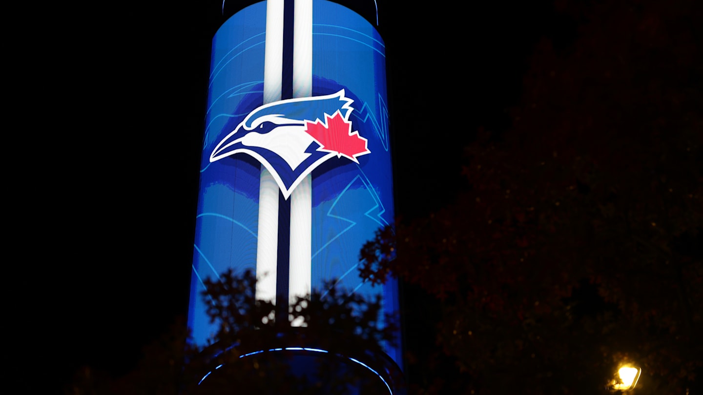 Blue Jays make several minor league signings to support positional player depth