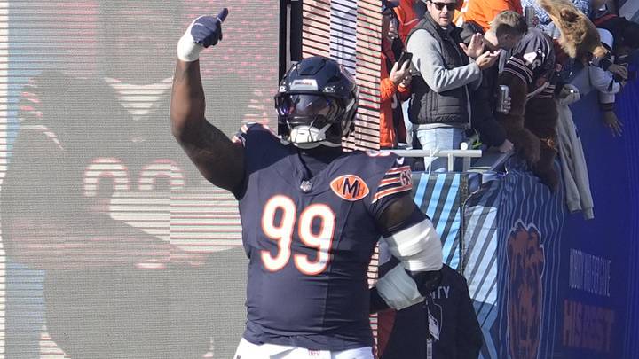Nov 23, 2025; Chicago, Illinois, USA;  Chicago Bears defensive tackle Gervon Dexter Sr. (99) takes the field prior to a game against the Pittsburgh Steelers at Soldier Field. Mandatory Credit: David Banks-Imagn Images