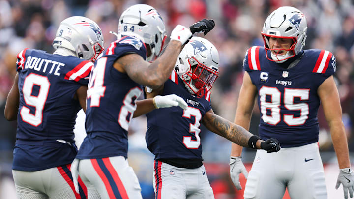 Los Angeles Chargers v New England Patriots