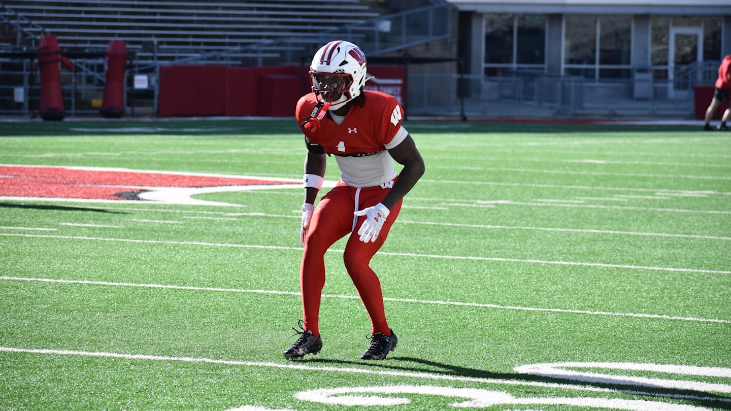 Wisconsin Football Commit With Blazing Speed Breaks California Track Record
