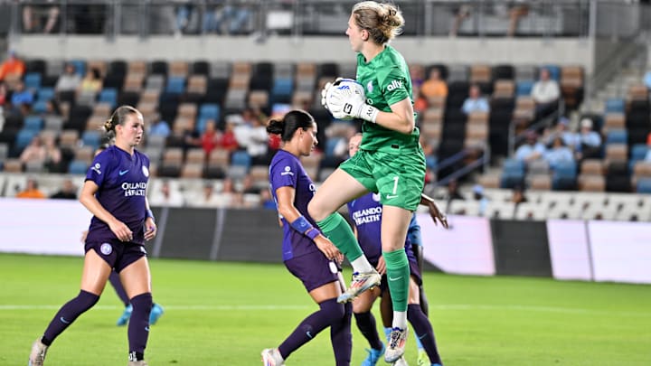 Aug 23, 2024; Houston, Texas, USA; Orlando Pride goalkeeper Anna Moorhouse (1) makes a save in the second half against the Houston Dash at Shell Energy Stadium. Mandatory Credit: Maria Lysaker-USA TODAY Sports