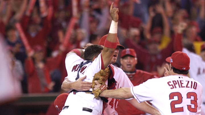 2002 World Series GM7 - San Francisco Giants v Anaheim Angels