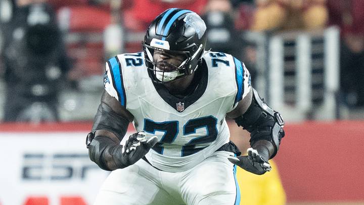 November 24, 2025; Santa Clara, California, USA; Carolina Panthers offensive tackle Taylor Moton (72) during the fourth quarter against the San Francisco 49ers at Levi's Stadium. Mandatory Credit: Kyle Terada-Imagn Images November 24, 2025; Santa Clara, California, USA; Carolina Panthers offensive tackle Taylor Moton (72) during the fourth quarter against the San Francisco 49ers at Levi's Stadium. Mandatory Credit: Kyle Terada-Imagn Images