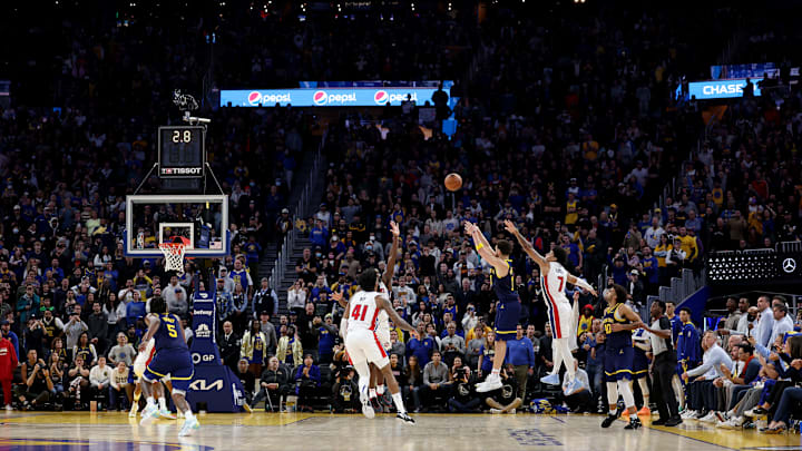 Detroit Pistons v Golden State Warriors