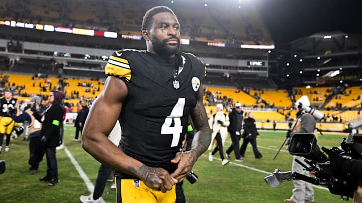 Jan 12, 2026; Pittsburgh, PA, USA; Pittsburgh Steelers wide receiver Dk Metcalf (4) leaves the field following an AFC Wild Card Round loss to the Houston Texans at Acrisure Stadium. Mandatory Credit: Barry Reeger-Imagn Images Jan 12, 2026; Pittsburgh, PA, USA; Pittsburgh Steelers wide receiver Dk Metcalf (4) leaves the field following an AFC Wild Card Round loss to the Houston Texans at Acrisure Stadium. Mandatory Credit: Barry Reeger-Imagn Images