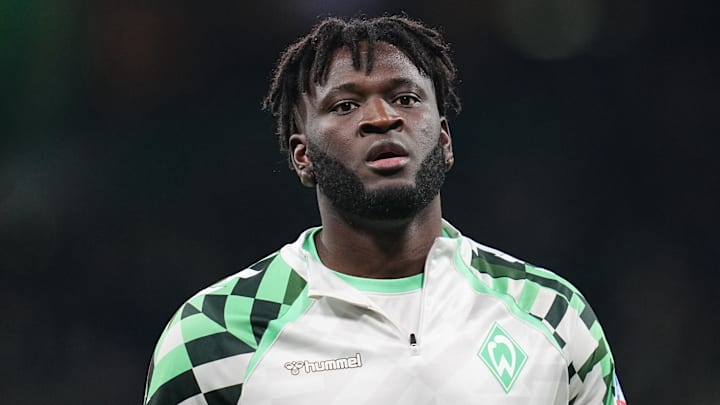 Victor Boniface steht wegen seines Übergewichts erneut in der Kritik 