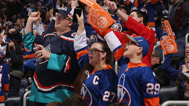 Winnipeg Jets v New York Islanders