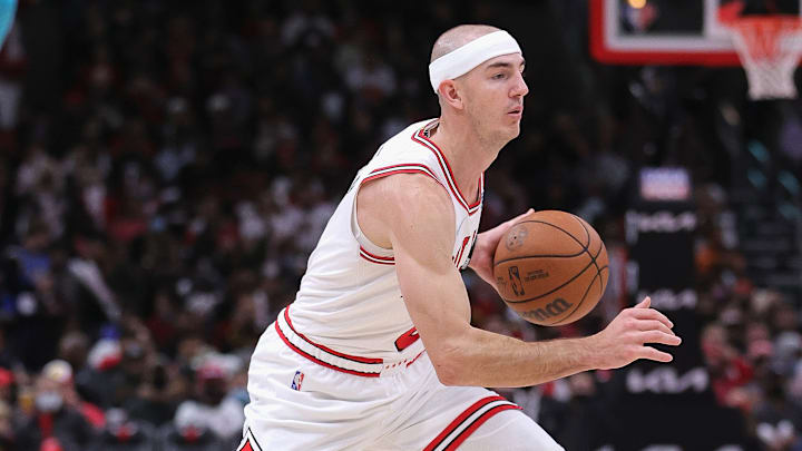 Alex Caruso es baja por una semana y media en los Bulls