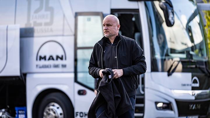 Rouven Schröder ist auf Trainersuche Rouven Schröder ist auf Trainersuche