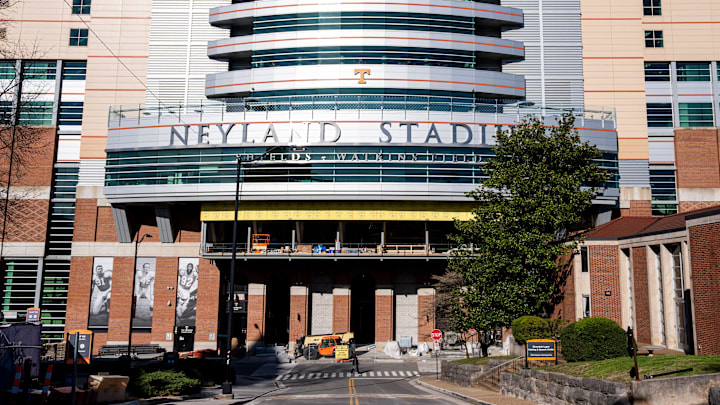 Neyland Stadium is a perfect back drop to show off your Vol spirit in your graduation photos, whether it be a photo from Peyton Manning Pass or from on top of the G-10 Garage. Be mindful of any vehicle traffic while taking photos!