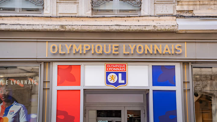 Olympique Lyon bleibt erstklassig