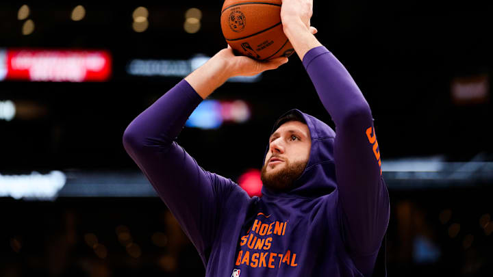Phoenix Suns v Toronto Raptors