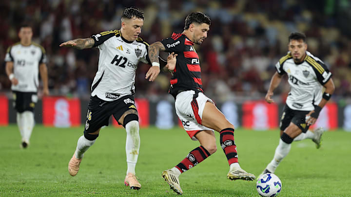 Arrascaeta também começa decisão no banco