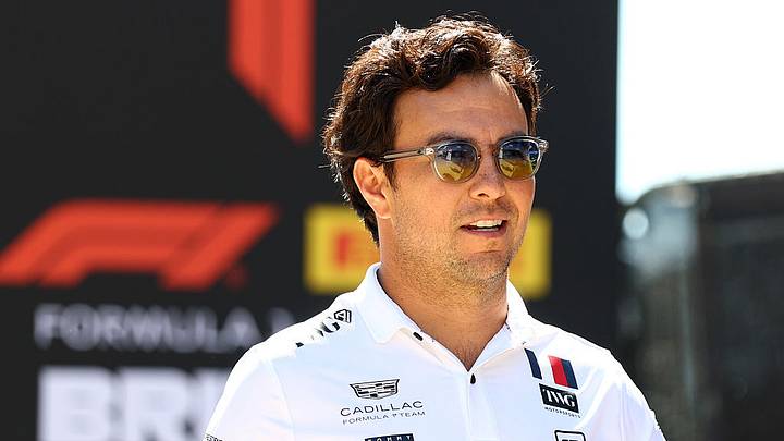 Checo Pérez ha corrido la primera mitad de la temporada de F1 con Cadillac. Checo Pérez ha corrido la primera mitad de la temporada de F1 con Cadillac.