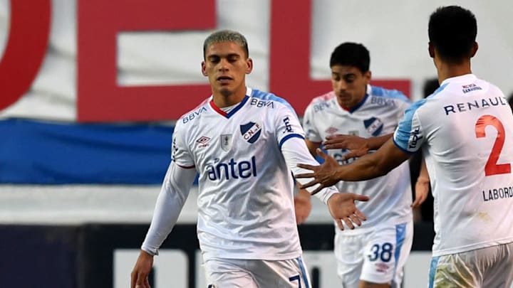 FBL-URU-NACIONAL-PENAROL FBL-URU-NACIONAL-PENAROL