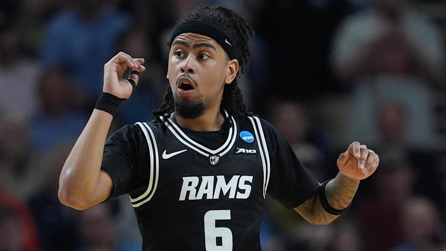 Tennessee Basketball Reportedly In The Mix for Standout Transfer Portal Guard