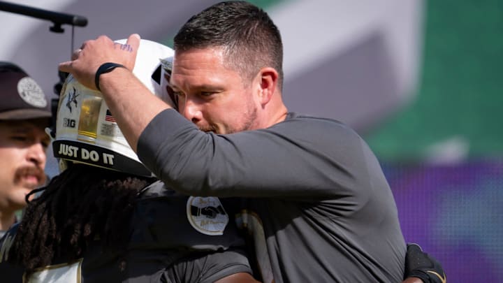 Critics want to say it's all about Nike money, but Oregon's rise to success under Dan Lanning has been fueled by planning, organization and authentic connection.