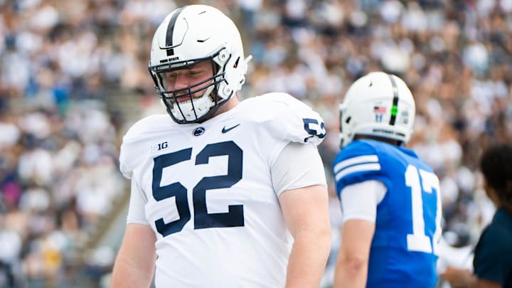 Penn State lineman Dominic Rulli (52)