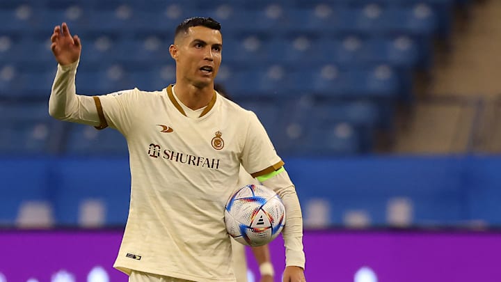 Cristiano Ronaldo konnte in Saudi-Arabien offenbar nicht glücklich werden. Cristiano Ronaldo konnte in Saudi-Arabien offenbar nicht glücklich werden.