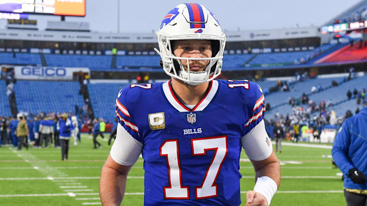 The Bills remain the betting favorites to win the AFC East despite recent stumbles.