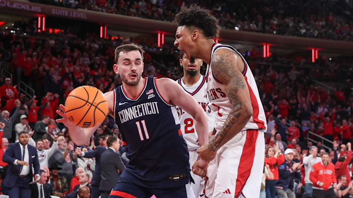 Bet on UConn to cover as a home favorite against St. John's on Wednesday night. Bet on UConn to cover as a home favorite against St. John's on Wednesday night.
