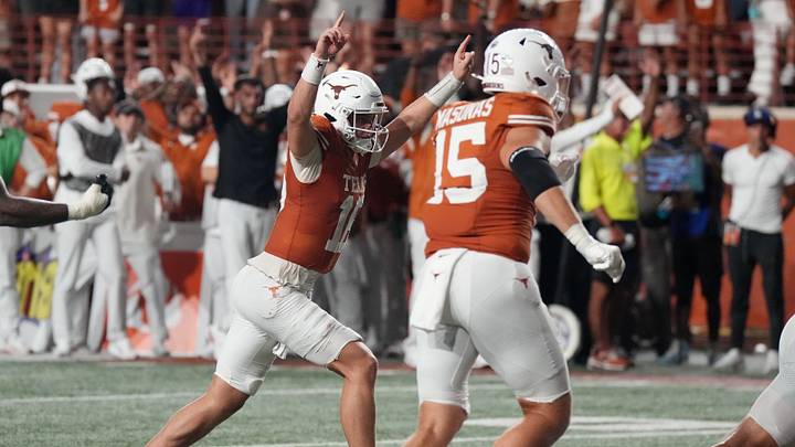 Texas Longhorns quarterback Arch Manning Texas Longhorns quarterback Arch Manning