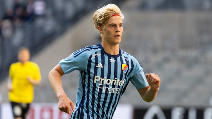 Lucas Bergvall Lucas Bergvall