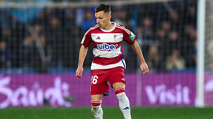 Bayern Munich looking to bring Bryan Zaragoza from Granada before end of January.