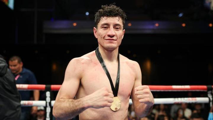 William Zepeda prepares for what may be a huge fight with Shakur Stevenson in the much-anticipated Cinco de Mayo promotional bout