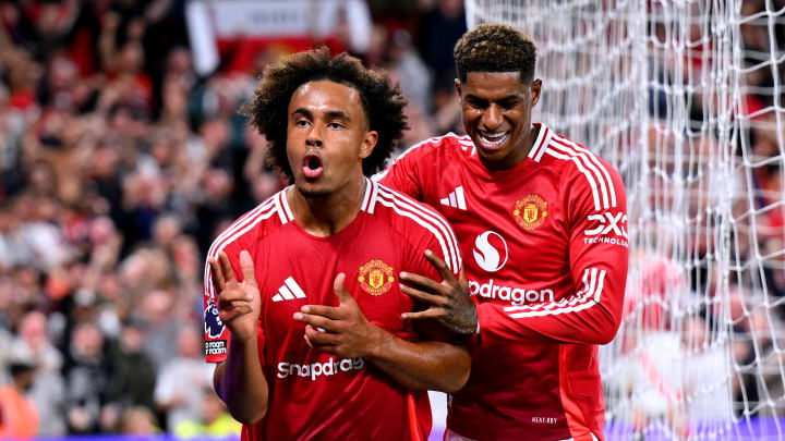 Manchester United FC v Fulham FC - Premier League