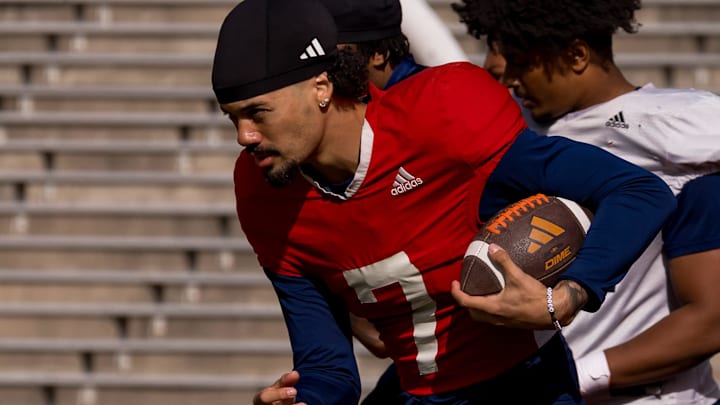 Malachi Nelson. Malachi Nelson.