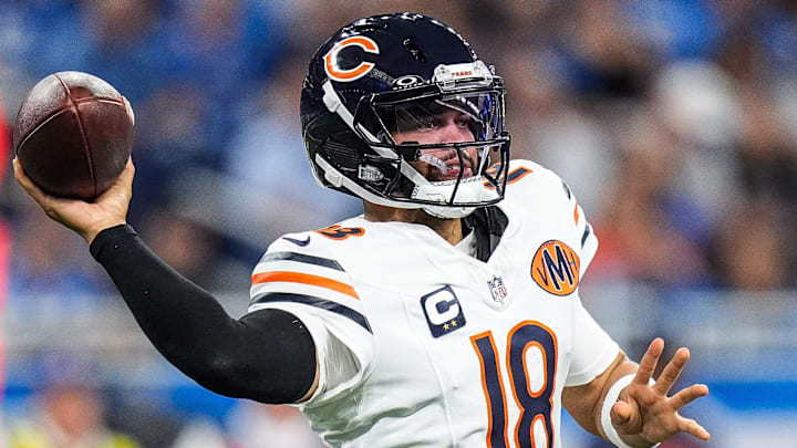 Chicago Bears quarterback Caleb Williams (18) makes a pass against Chicago Bears during the first half at Ford Field in Detroit on Sunday, Sept. 14, 2025.