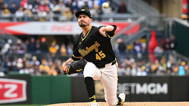 New York Yankees v Pittsburgh Pirates