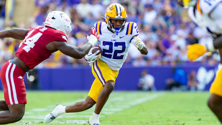 Runningback Harlem Berry 22, LSU Tigers take on the Arkansas Razorbacks. November 15, 2025; Baton Rouge, Louisiana, USA; at Tiger Stadium.
